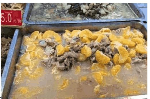 农村阿姨吃大瓜,农村阿姨的甜蜜大瓜时光